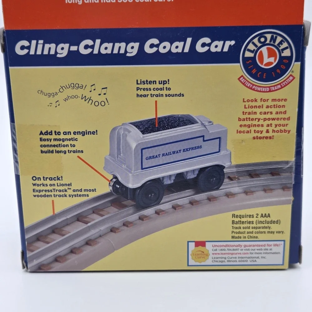 Lionel Wooden Railway Bright Lights Dome Car & Cling-Clang Coal Car ‎   NEW